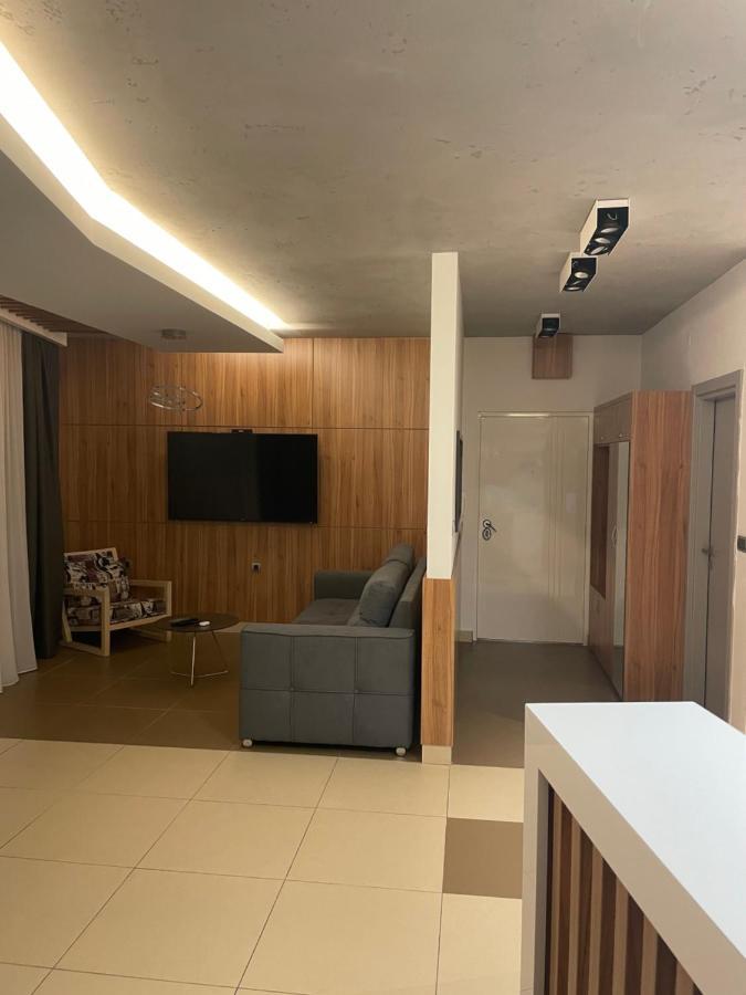 Apartament Leo Lux 1 Nisz Zewnętrze zdjęcie