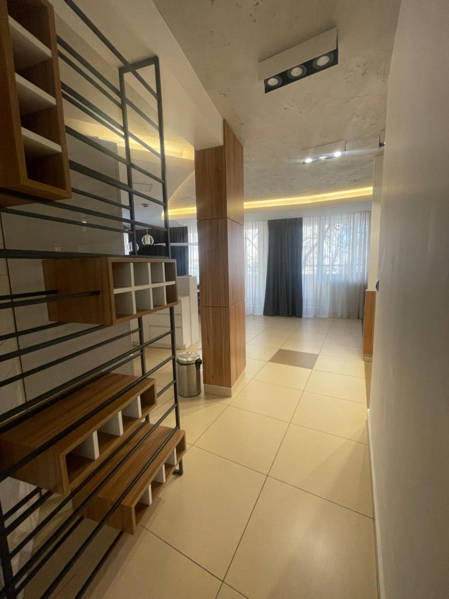 Apartament Leo Lux 1 Nisz Zewnętrze zdjęcie