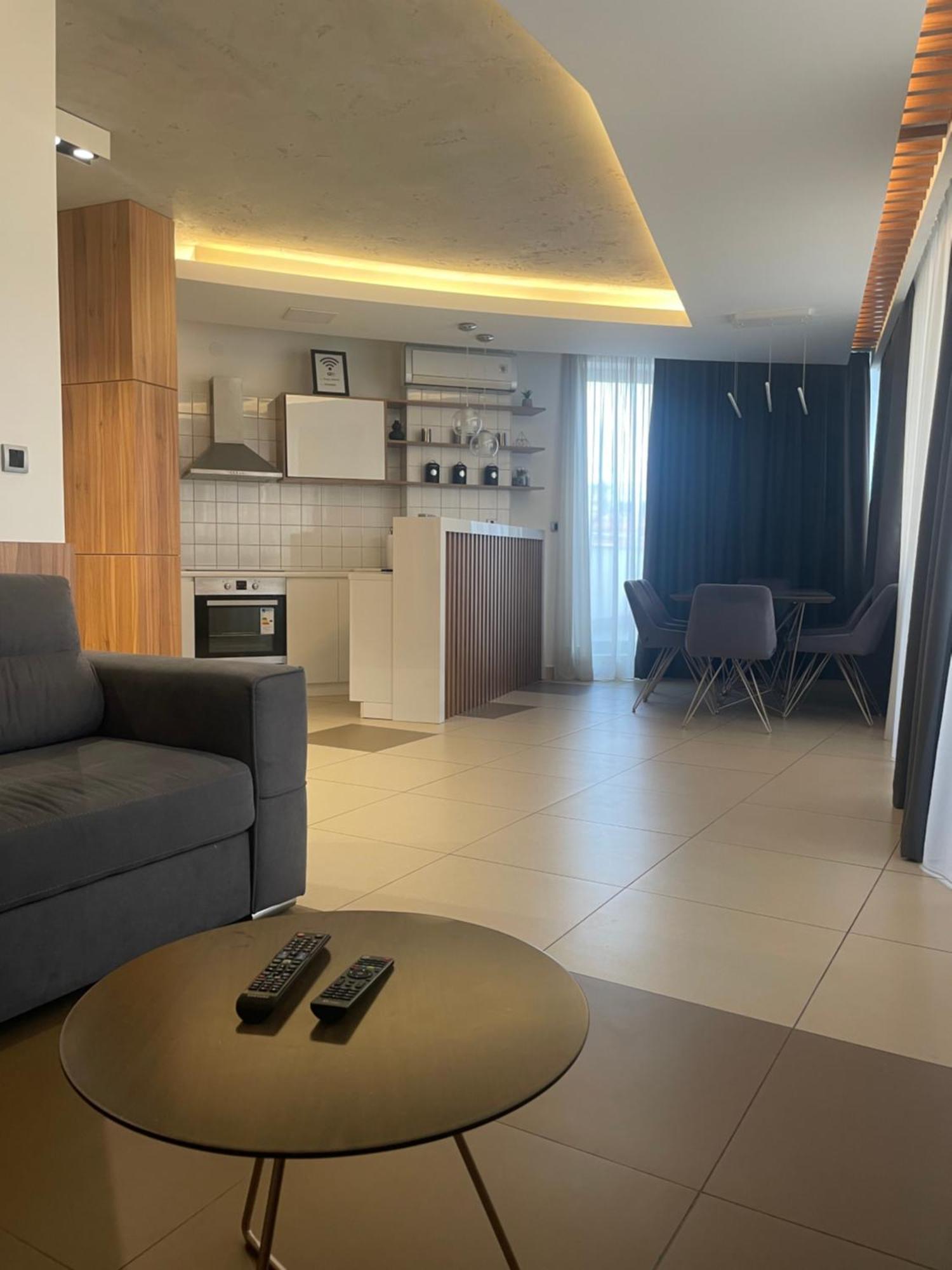 Apartament Leo Lux 1 Nisz Zewnętrze zdjęcie